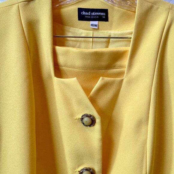 YELLOW CHAD STEVENS 2 PC LADIES SUIT SIZE 16W - Picture 2 of 9